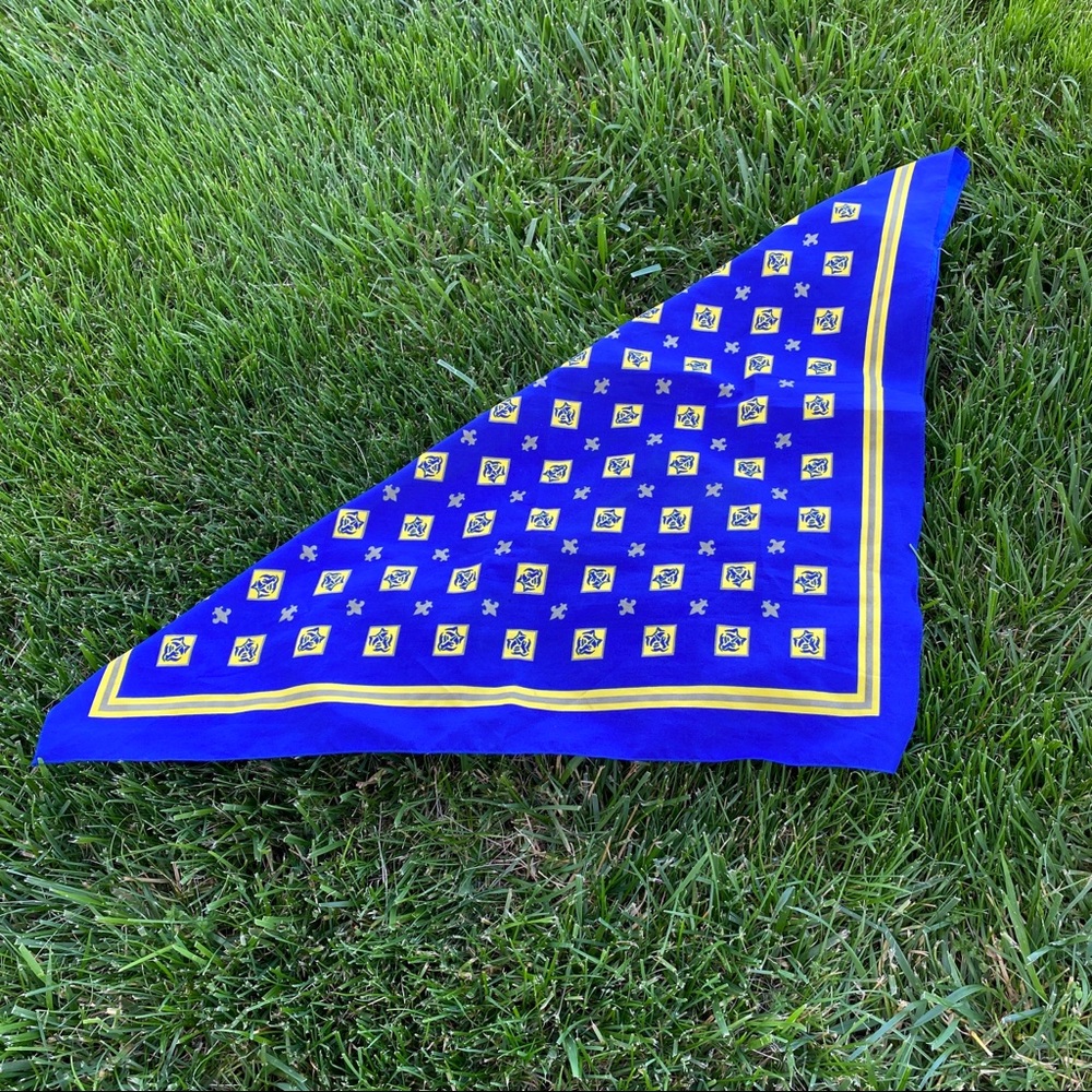 Vtg Oscar De La Renta blue Boy Scout scarf